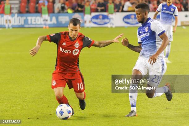 Sebastian Giovinco in action during 2018 MLS Regular Season match between Toronto FC and FC Dallas at BMO Field .