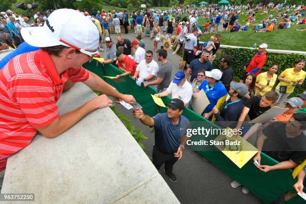 Patrick Reed signs autographs for fans prior to the Memorial Tournament presented by Nationwide at Muirfield Village Golf Club on May 30, 2018 in...