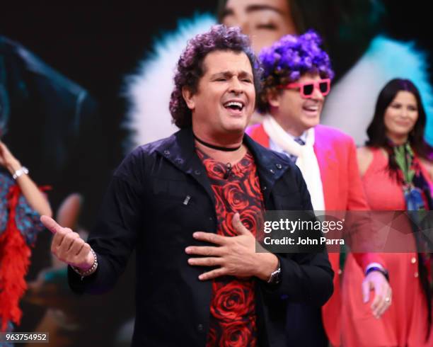 Carlos Vives and Alan Tacher visit Univision's "Despierta America" at Univision Studios on May 30, 2018 in Miami, Florida.