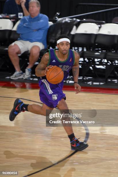 Cheyne Gadson of the Dakota Wizards moves the ball up court during the D-League game against the Reno Bighorns on January 4, 2010 at Qwest Arena in...