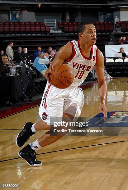 Jonathan Wallace of the Rio Grande Valley Vipers drives the ball to the basket during the D-League game against the Albuquerque Thunderbirds on...