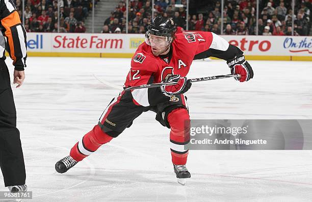 Mike Fisher of the Ottawa Senators skates against the Chicago Blackhawks at Scotiabank Place on January 19, 2010 in Ottawa, Ontario, Canada.