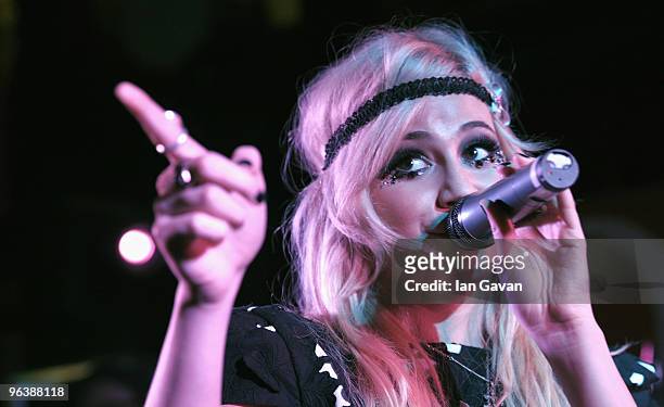 Pixie Lott performs live at the Hard Rock Cafe, Old Park Lane on February 3, 2010 in London, England.