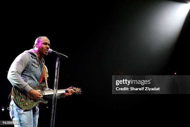 Anthony Ropeo Anthony Santos Madison Square Garden Photos and Premium High Res ...