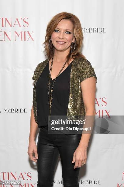 Martina McBride attends Martina McBride Announces Forthcoming Cookbook "Martina's Kitchen Mix" at Chef's Club on May 30, 2018 in New York City.