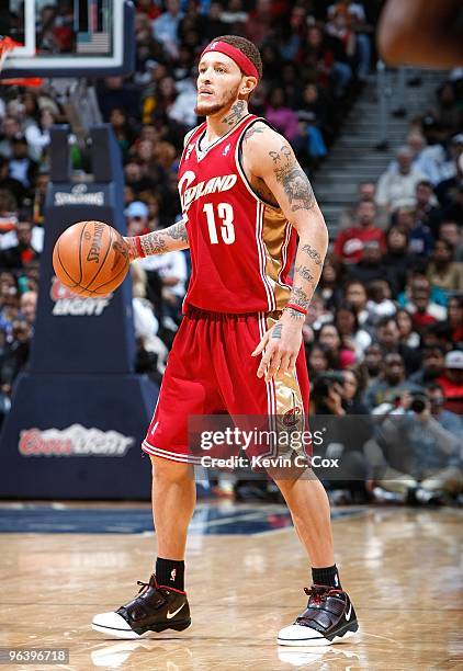 Delonte West of the Cleveland Cavaliers against the Atlanta Hawks at Philips Arena on December 29, 2009 in Atlanta, Georgia. NOTE TO USER: User...