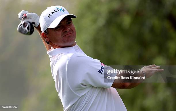 Paul Lawrie of Scotland on the 18th tee during the first round the Omega Dubai Desert Classic on the Majlis Course at the Emirates Golf Club on...