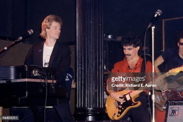 Daryl Hall and John Oates from Hall & Oates perfom live on stage in New York in 1979