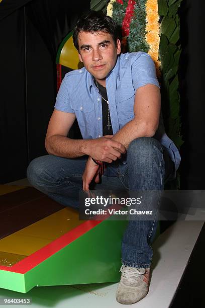 Actor Mauricio Barcelata attends the "La Loba" Soap Opera launch press conference and photo call at Restaurante El Lago on February 3, 2010 in Mexico...