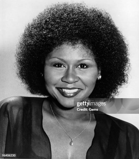 Moore Rnb Singer 1,605 R I Moore Stock Photos, High-Res Pictures, and Images - Getty Images