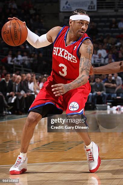 Allen Iverson of the Philadelphia 76ers handles the ball against the Milwaukee Bucks during the game on January 27, 2010 at the Bradley Center in...