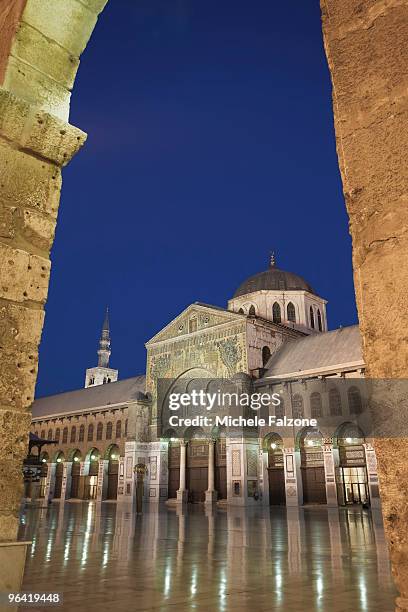 syria, damascus, umayyad mosque - umayyad mosque stock pictures, royalty-free photos & images