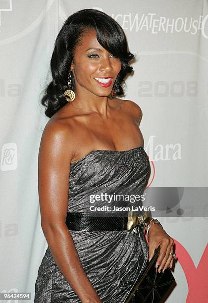 Actress Jada Pinkett Smith attends the 2008 Crystal & Lucy Awards at the Beverly Hilton Hotel on June 17, 2008 in Beverly Hills, California.