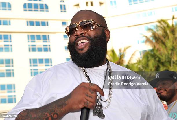 Rock Ross Rapper Red Rock (Bull) Photos and Premium High Res Pictures - Getty Images