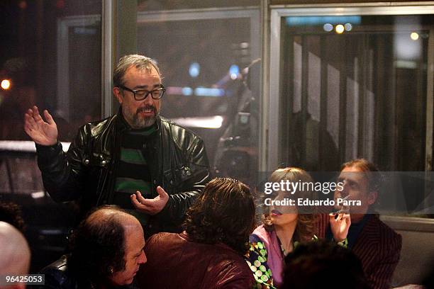 Manuel Tallafe, Alex de la Iglesia, Antonio de la Torre and Carolina Bang work on the filming of 'Balada Triste de Trompeta' at Loessa Gas Station on...