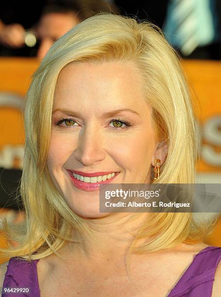 Actress Angela Kinsey arrives at the 16th Annual Screen Actors Guild Awards held at the Shrine Auditorium on January 23, 2010 in Los Angeles,...