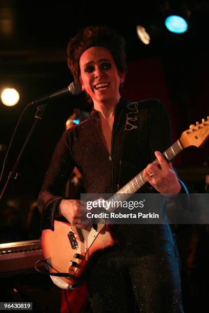 Mikey Georgeson, lead singer of David Devant and his Spirit Wife, performs on stage at The 100 Club on February 4, 2010 in London, England.