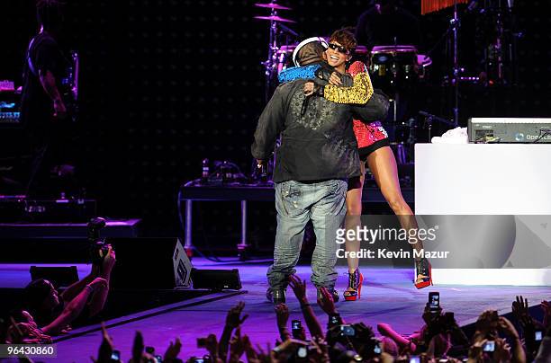 Recording artist Timbaland and singer Keri Hilson perform onstage at the Pepsi Super Bowl Fan Jam featuring Rhianna And Justin Bieber presented by...