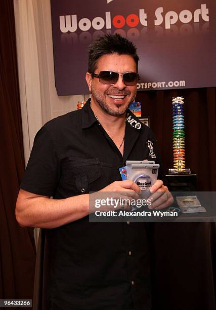 Singer Louis Enrique attends the the 10th Annual Latin GRAMMY Awards Gift Lounge held at the Mandalay Bay Events Center on November 4, 2009 in Las...