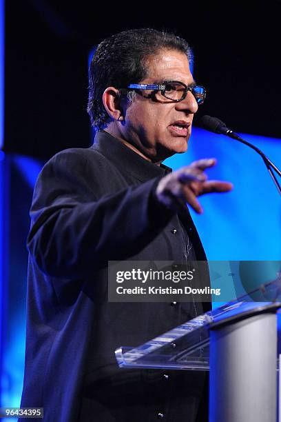 Deepak Chopra speaks during Oceana's 2009 Partners Award Gala on November 20, 2009 in Los Angeles, California.
