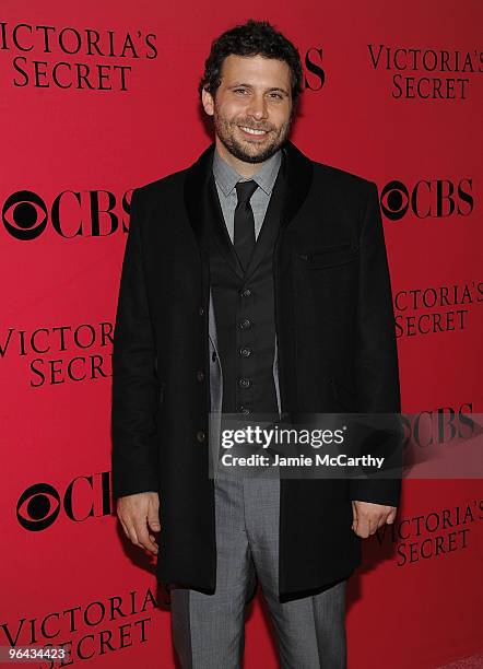 Jeremy Sisto attends the 2009 Victoria's Secret Fashion Show at The Armory on November 19, 2009 in New York City.