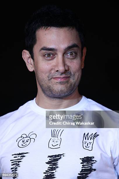 Bollywood actor Aamir Khan attends the launch of Pantaloons '3 Idiots' T-shirt Collection held at Phoenix Mall on December 4, 2009 in Mumbai, India.