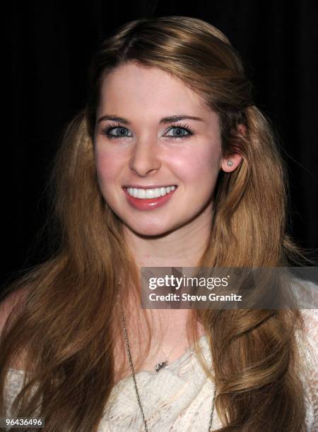 Kirsten Prout