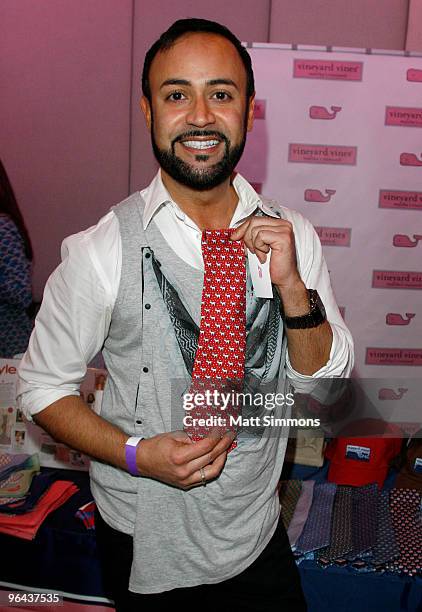 Personality Nick Verreos poses at the Kari Feinstein Golden Globes Style Lounge at Zune LA on January 15, 2010 in Los Angeles, California.