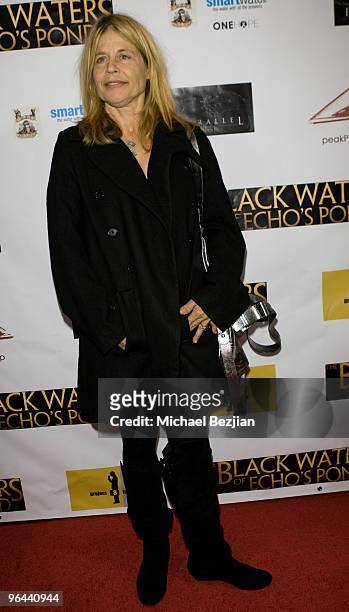 Actress Linda Hamilton arrives at the premiere of "The Black Waters of Echo's Pond" on November 3, 2009 in Los Angeles, California.