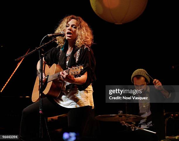 Nikka Costa performs at the "Real Medicine For Haiti" benefit concert at the Hollywood House of Blues on February 4, 2010 in Los Angeles, California.