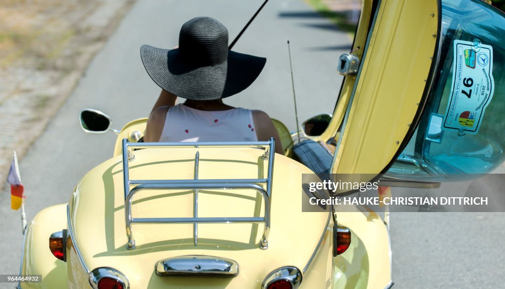 GERMANY-AUTO-VINTAGE-MESSERSCHMITT-CABIN-SCOOTER