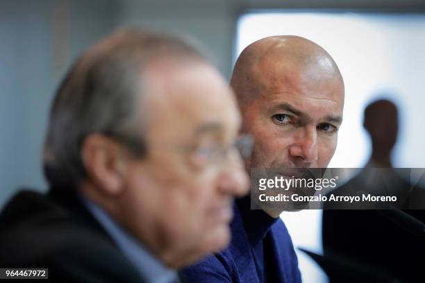 Real Madrid CF president Florentino Perez and Zinedine Zidane attend a press conference to announce his resignation as Real Madrid coach at...