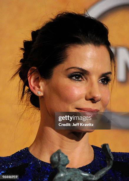 Actress Sandra Bullock poses in the press room at the 16th Annual Screen Actors Gulld Awards held at The Shrine Auditorium on January 23, 2010 in Los...