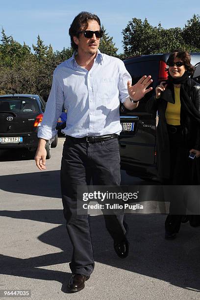 Italian director Gabriele Muccino arrives at Palermo University to present his latest movie 'Baciami Ancora' on February 5, 2010 in Palermo, Italy.