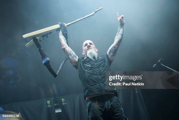 Scott Ian of Anthrax at the Hollywood Casino Ampitheater in Tinley Park, Illinois, May 25, 2018.