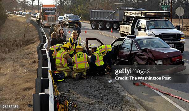 Josephm 206378--SLUG: ME/FIREFIGHTERS-DATE-02/13/09--LOCATION: Nokesville Volunteer Fire Department, Nokesville, Virginia-PHOTOGRAPHER: MARVIN...