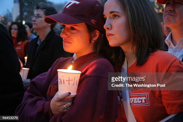 Sarah L. Voisin LOCATION: Alexandria, VA NEG #: 190060 CAPTION: Virginia Tech in the National Capital Region held a public Candlelight Vigil on...