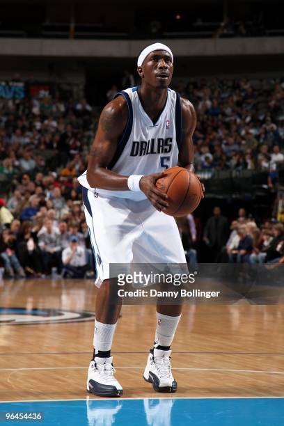 Josh Howard of the Dallas Mavericks shoots a free throw during the game against the Oklahoma City Thunder on January 15, 2010 at American Airlines...