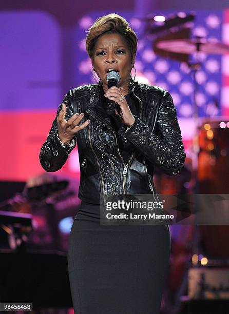 Mary J. Blige performs at the BET SOS Saving Ourselves � Help for Haiti,� benefit concert and telethon at AmericanAirlines Arena on February 5, 2010...