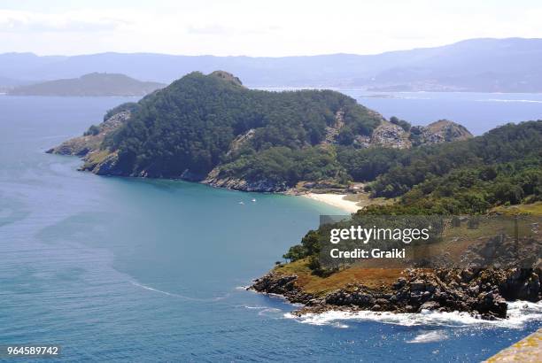 ons island galicia spain - pontevedra province ストックフォトと画像