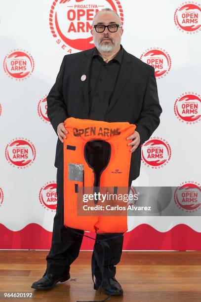 Director Alex de la Iglesia attends a dinner to benefit the Spanish humanitarian NGO Proactiva Open Arms at the Retiro Park on May 31, 2018 in...