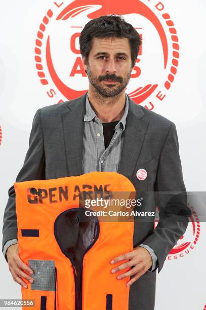 Actor Hugo Silva attends a dinner to benefit the Spanish humanitarian NGO Proactiva Open Arms at the Retiro Park on May 31, 2018 in Madrid, Spain.