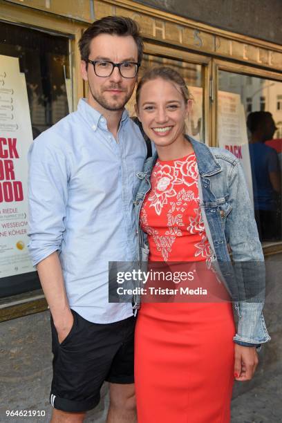 Jytte-Merle Boehrnsen and her husband Tobias Wiemann attend the 'Back for Good' premiere on May 31, 2018 in Berlin, Germany.