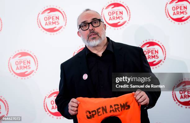 Alex de la Iglesia attends a dinner to benefit the Spanish humanitarian NGO Proactiva Open Arms at the Retiro Park on May 31, 2018 in Madrid, Spain.