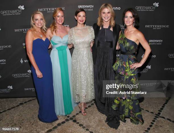 Ginger Stickel, Colleen deVeer, Ashley Judd, Jenna Bush Hager, and Wendy Reyes attend the Changemaker Gala at L'Escale Restaurant during the 2018...