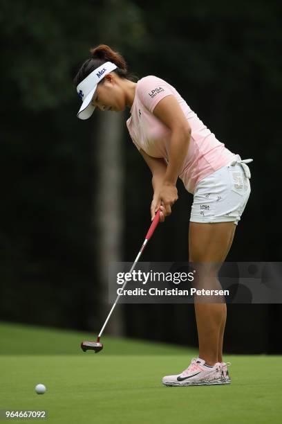 Jin Young Ko of South Korea putts on the 11th green during the first round of the 2018 U.S. Women's Open at Shoal Creek on May 31, 2018 in Shoal...