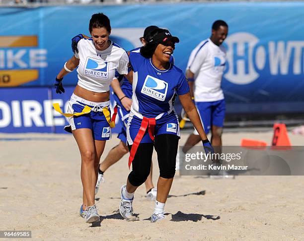 Jessica Szohr and Niecy Nash attend DIRECTV's 4th Annual Celebrity Beach Bowl on February 6, 2010 in Miami Beach, Florida.