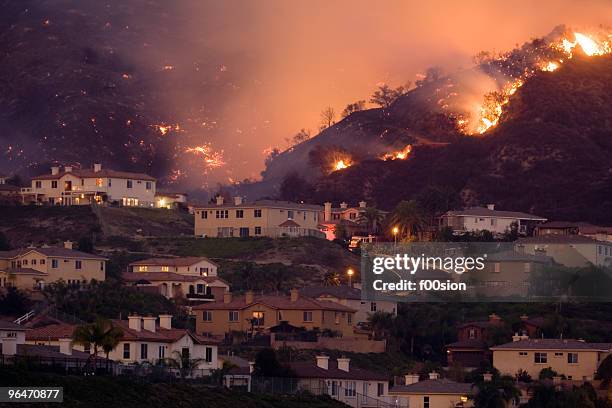 fire approaching homes in california - forces of nature stock pictures, royalty-free photos & images