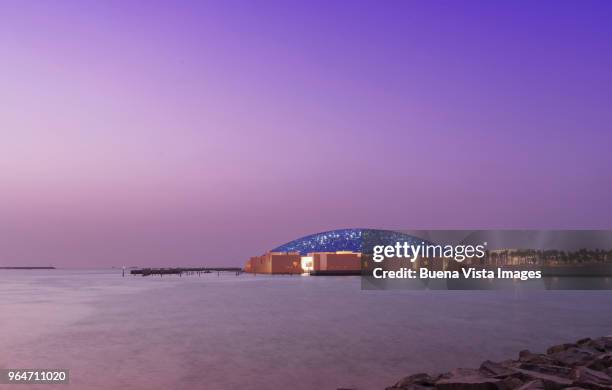 the louvre museum of abu dhabi - louvre abu dhabi stock pictures, royalty-free photos & images
