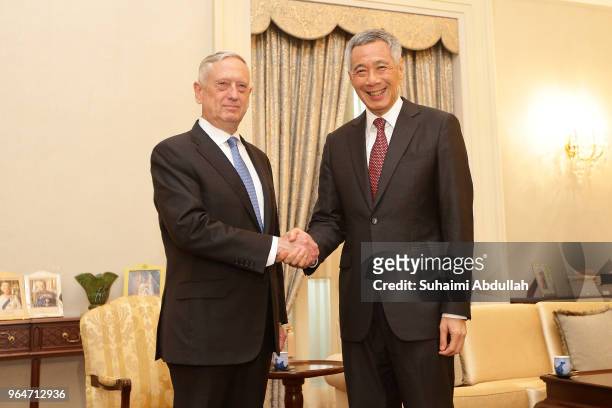 Secretary of Defence James Mattis meets with Singapore Prime Minister, Lee Hsien Loong at the Istana on June 1, 2018 in Singapore. James Mattis is in...